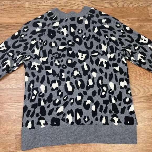Stella & Dot Grey Leopard Print Sweater Women's Size Medium Wool Blend NEW - Picture 7 of 8